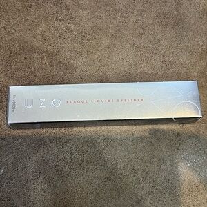 Black Liquid Eyeliner